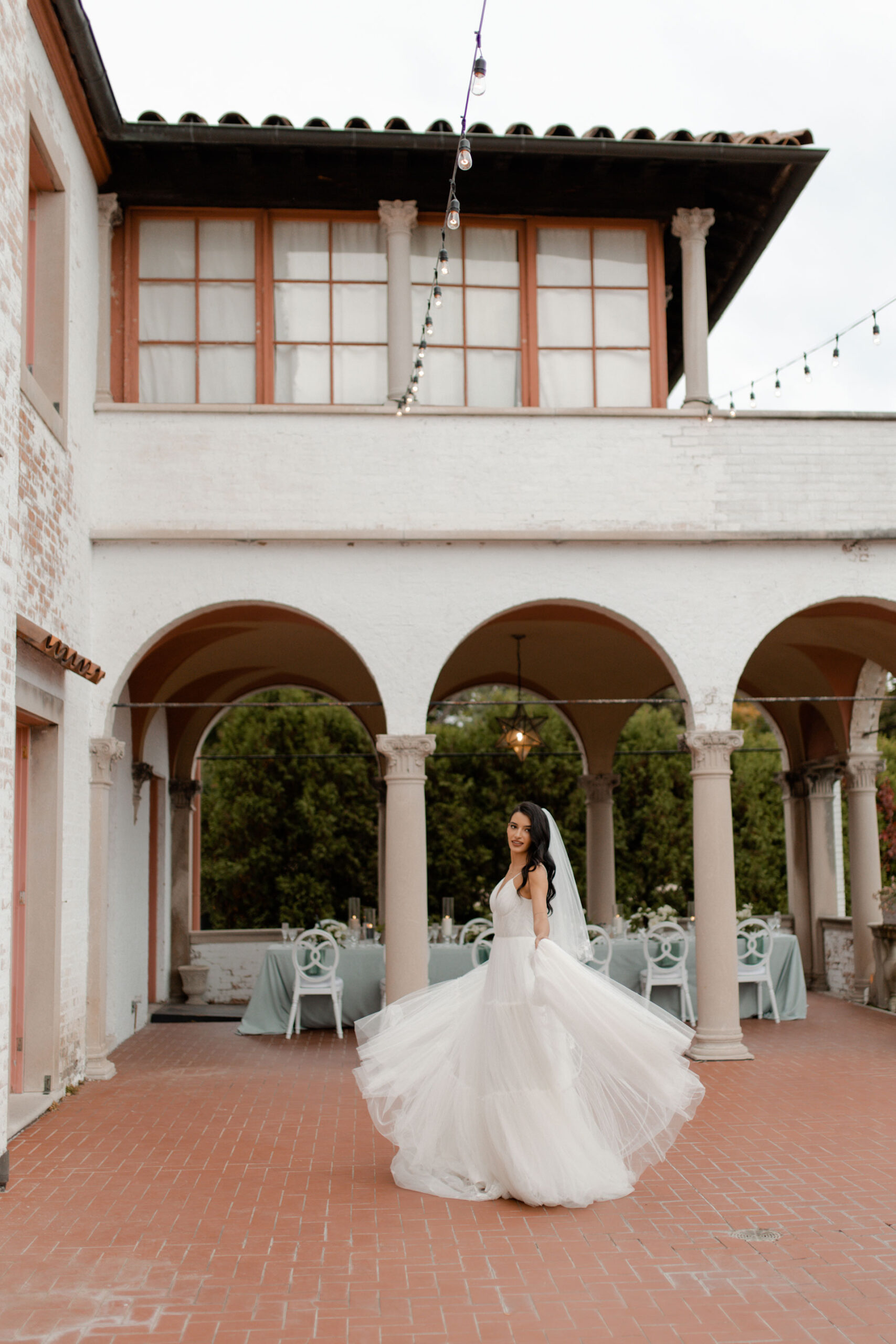 An italian inspired wedding at the Villa Terrace Museum in Milwaukee, WI photographed by Claire Neville Photography.
