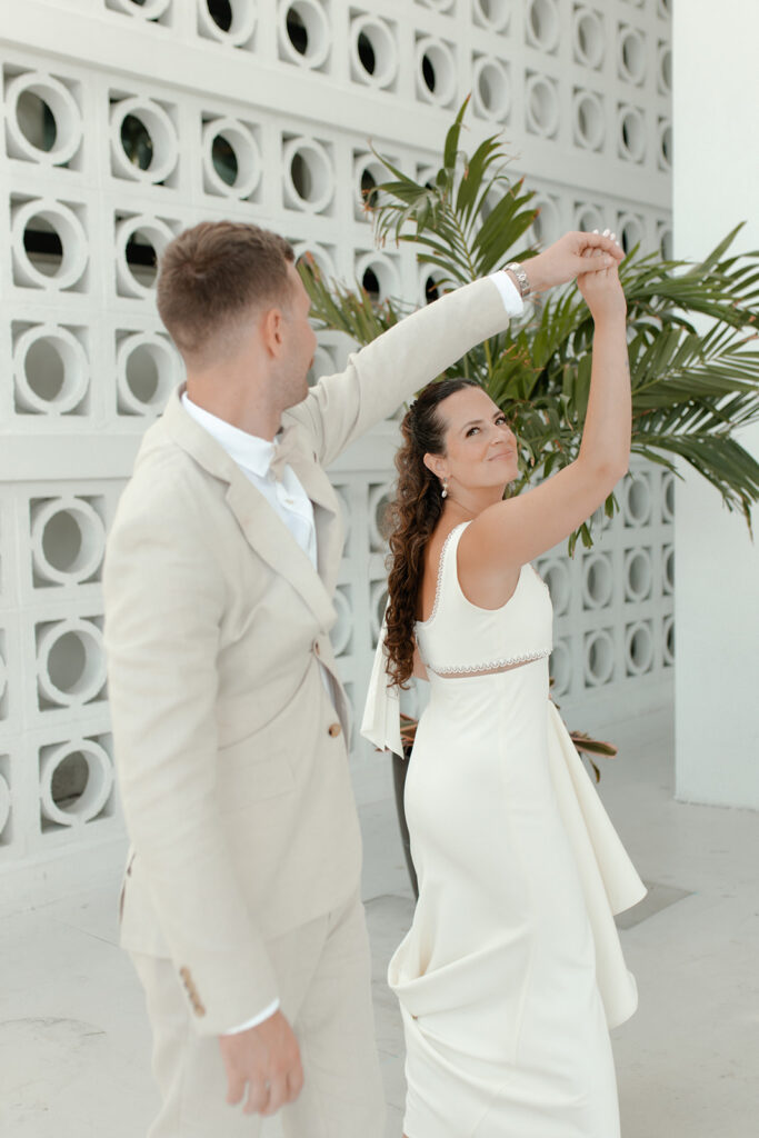 Modern Eclectic Beach wedding in clearwater Florida photographed by Claire Neville Photography